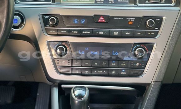 Dieundeu Occasion Hyundai Sonata Silver Auto in Dakar in Dakar Dieundeu Occasion Hyundai Sonata Silver Auto in Dakar in Dakar