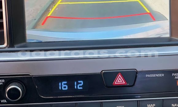 Dieundeu Occasion Hyundai Sonata Silver Auto in Dakar in Dakar Dieundeu Occasion Hyundai Sonata Silver Auto in Dakar in Dakar