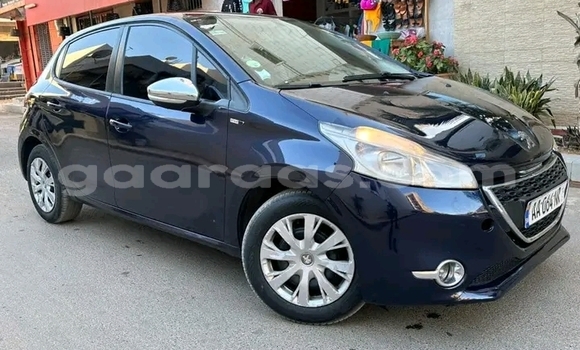 Acheter Occasion Voiture Peugeot 208 Noir à Dakar, Dakar Acheter Occasion Voiture Peugeot 208 Noir à Dakar, Dakar
