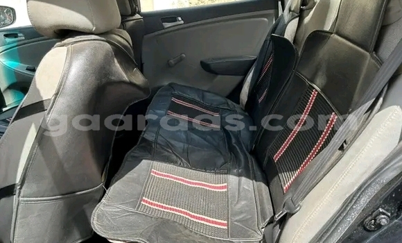 Acheter Occasion Voiture Hyundai Accent Noir à Dakar, Dakar Acheter Occasion Voiture Hyundai Accent Noir à Dakar, Dakar