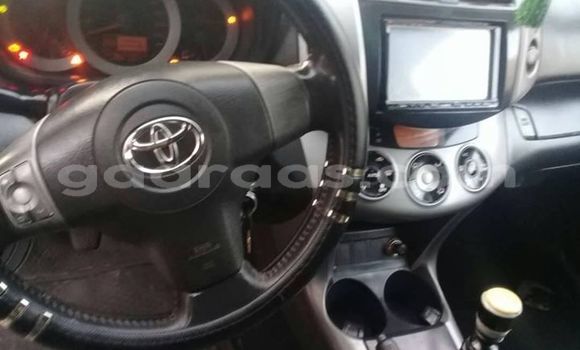 Dieundeu Occasion Toyota RAV4 Blue Auto in Dakar in Dakar Dieundeu Occasion Toyota RAV4 Blue Auto in Dakar in Dakar