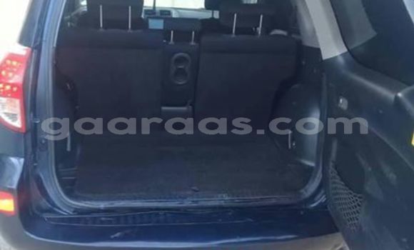 Dieundeu Occasion Toyota RAV4 Blue Auto in Dakar in Dakar Dieundeu Occasion Toyota RAV4 Blue Auto in Dakar in Dakar