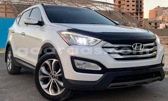 Buy Used Hyundai Santa Fe White Car in Dakar in Dakar Buy Used Hyundai Santa Fe White Car in Dakar in Dakar