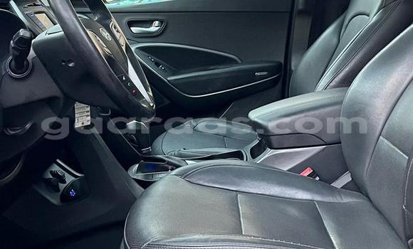 Buy Used Hyundai Santa Fe White Car in Dakar in Dakar Buy Used Hyundai Santa Fe White Car in Dakar in Dakar