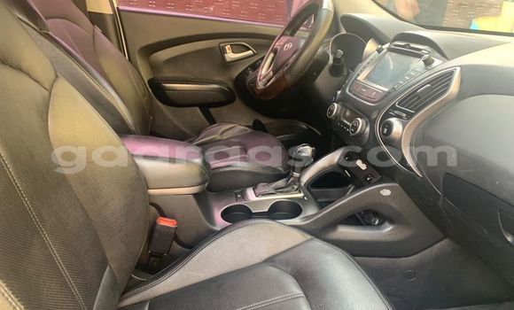 Buy Used Hyundai Tucson White Car in Dakar in Dakar Buy Used Hyundai Tucson White Car in Dakar in Dakar