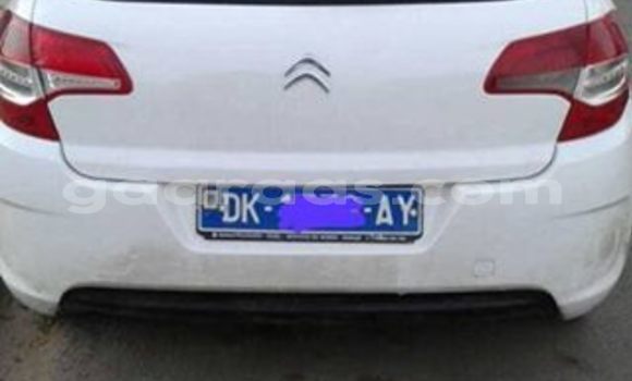 Dieundeu Occasion Citroen C4 White Auto in Dakar in Dakar Dieundeu Occasion Citroen C4 White Auto in Dakar in Dakar