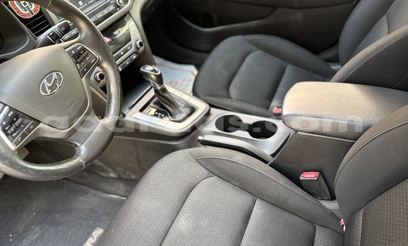 Acheter Occasion Voiture Hyundai Elantra Bleu à Dakar, Dakar Acheter Occasion Voiture Hyundai Elantra Bleu à Dakar, Dakar