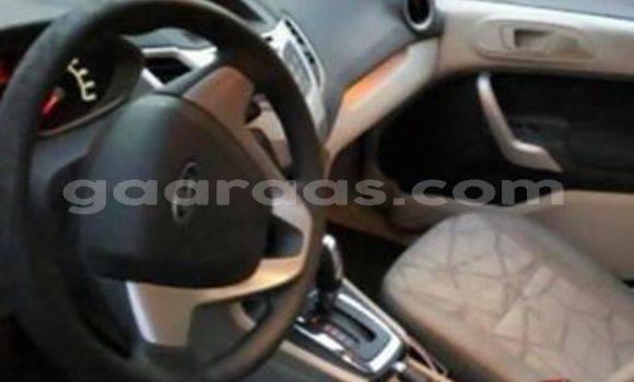 Acheter Occasion Voiture Ford Fiesta Blanc à Dakar, Dakar Acheter Occasion Voiture Ford Fiesta Blanc à Dakar, Dakar