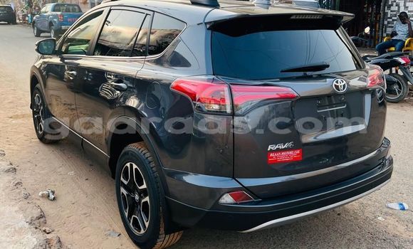 Acheter Import Voiture Toyota RAV4 Noir à Dakar, Dakar Acheter Import Voiture Toyota RAV4 Noir à Dakar, Dakar