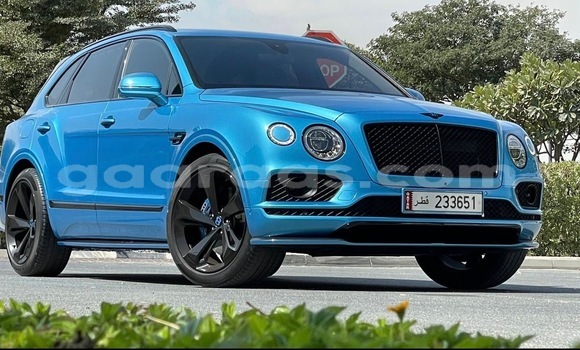 Dieundeu Occasion Bentley Bentayga Blue Auto in Dakar in Dakar Dieundeu Occasion Bentley Bentayga Blue Auto in Dakar in Dakar