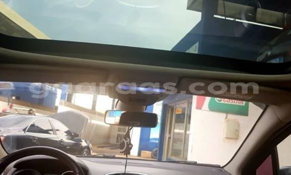 Buy Used Renault Clio Black Car in Dakar in Dakar Buy Used Renault Clio Black Car in Dakar in Dakar