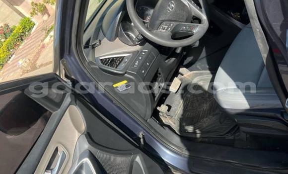 Dieundeu Occasion Hyundai Santa Fe Blue Auto in Dakar in Dakar Dieundeu Occasion Hyundai Santa Fe Blue Auto in Dakar in Dakar