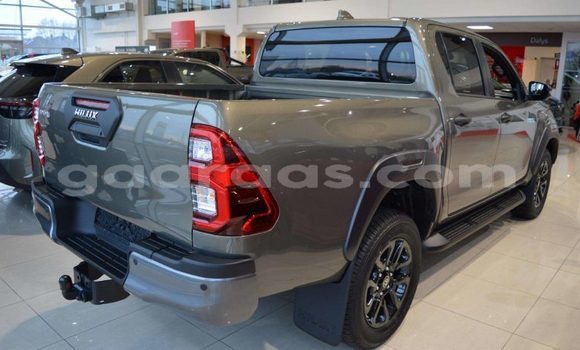 Dieundeu Occasion Toyota Hilux Green Auto in Import - Dubai in Dakar Dieundeu Occasion Toyota Hilux Green Auto in Import - Dubai in Dakar