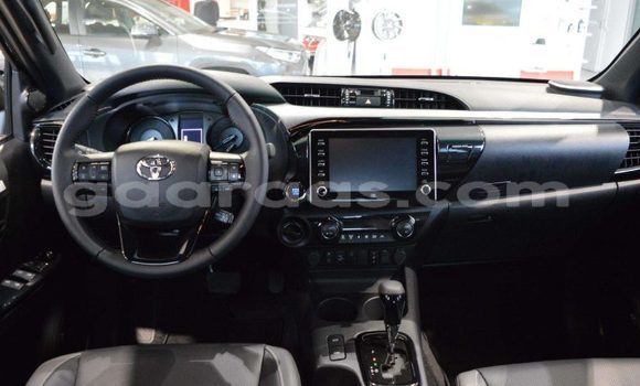 Dieundeu Occasion Toyota Hilux Green Auto in Import - Dubai in Dakar Dieundeu Occasion Toyota Hilux Green Auto in Import - Dubai in Dakar