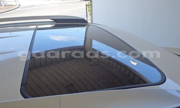 Buy Used Toyota RAV4 White Car in Dakar in Dakar Buy Used Toyota RAV4 White Car in Dakar in Dakar