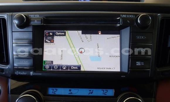 Buy Used Toyota RAV4 White Car in Dakar in Dakar Buy Used Toyota RAV4 White Car in Dakar in Dakar