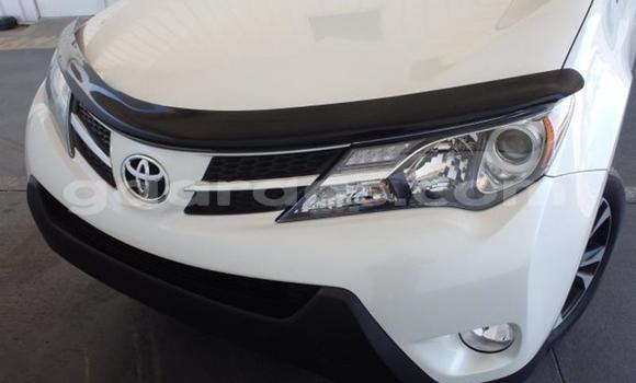 Buy Used Toyota RAV4 White Car in Dakar in Dakar Buy Used Toyota RAV4 White Car in Dakar in Dakar