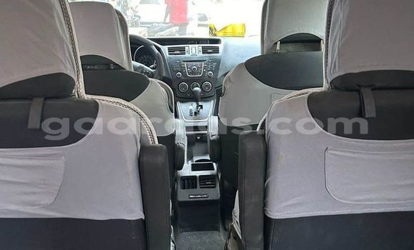 Acheter Occasion Voiture Mazda 5 Blanc à Dakar, Dakar Acheter Occasion Voiture Mazda 5 Blanc à Dakar, Dakar