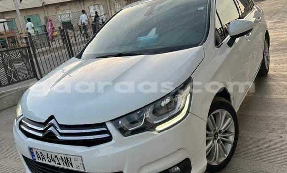 Acheter Occasion Voiture Citroen C4 Blanc à Dakar, Dakar Acheter Occasion Voiture Citroen C4 Blanc à Dakar, Dakar