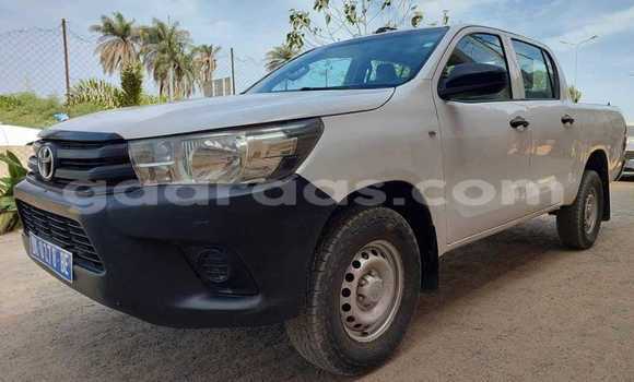 Dieundeu Occasion Toyota Hilux White Auto in Dakar in Dakar Dieundeu Occasion Toyota Hilux White Auto in Dakar in Dakar
