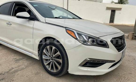 Acheter Occasion Voiture Hyundai Sonata Blanc à Dakar, Dakar Acheter Occasion Voiture Hyundai Sonata Blanc à Dakar, Dakar