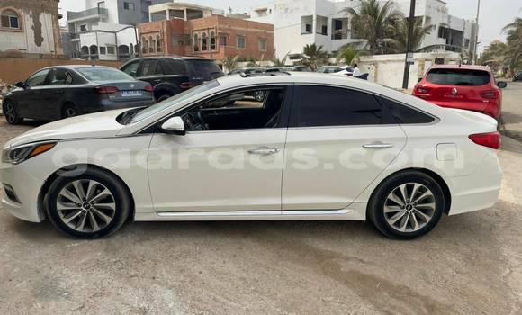 Acheter Occasion Voiture Hyundai Sonata Blanc à Dakar, Dakar Acheter Occasion Voiture Hyundai Sonata Blanc à Dakar, Dakar