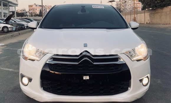 Acheter Occasion Voiture Citroen DS4 Blanc à Dakar, Dakar