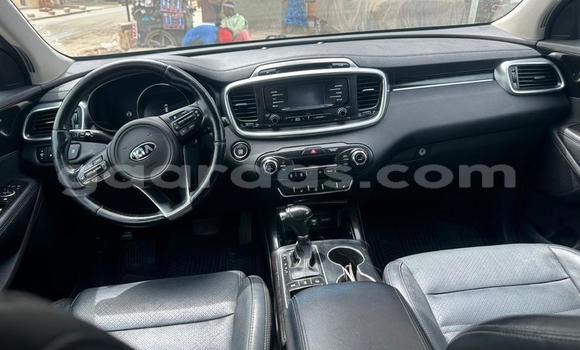 Acheter Occasion Voiture Kia Sorento Noir à Dakar, Dakar Acheter Occasion Voiture Kia Sorento Noir à Dakar, Dakar