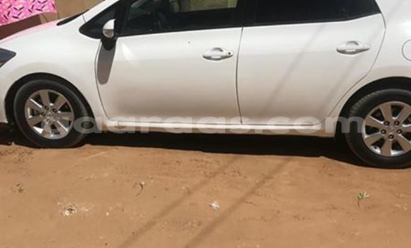 Acheter Occasion Voiture Toyota Auris Blanc à Dakar, Dakar Acheter Occasion Voiture Toyota Auris Blanc à Dakar, Dakar