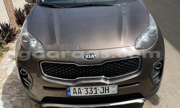 Buy Used Kia Sportage Brown Car in Dakar in Dakar