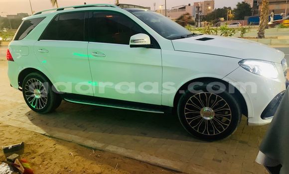 Acheter Occasion Voiture Mercedes‒Benz GLE Blanc à Dakar, Dakar Acheter Occasion Voiture Mercedes‒Benz GLE Blanc à Dakar, Dakar