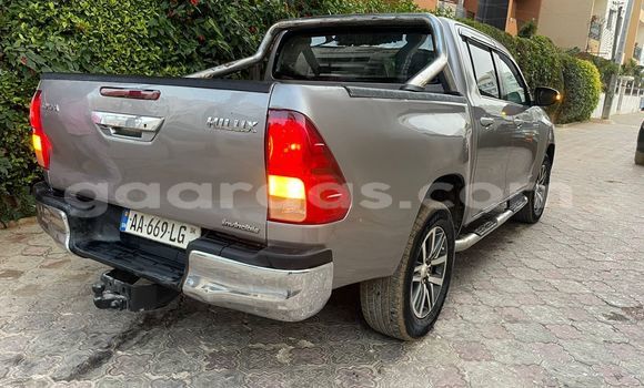 Buy Used Toyota Hilux Silver Car in Dakar in Dakar Buy Used Toyota Hilux Silver Car in Dakar in Dakar