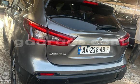 Buy Used Nissan Qashqai Silver Car in Dakar in Dakar Buy Used Nissan Qashqai Silver Car in Dakar in Dakar