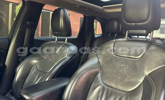 Dieundeu Occasion Jeep Cherokee Black Auto in Dakar in Dakar Dieundeu Occasion Jeep Cherokee Black Auto in Dakar in Dakar