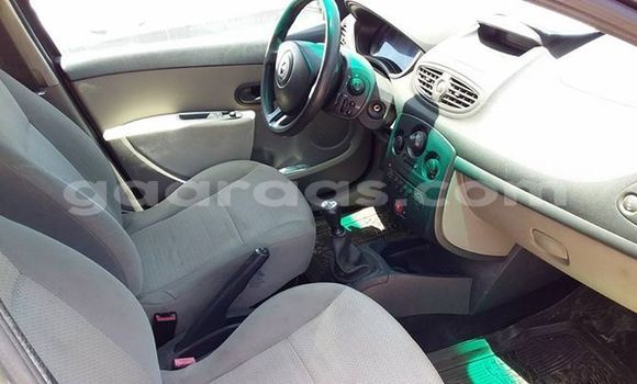 Acheter Occasion Voiture Renault Clio Noir à Dakar, Dakar Acheter Occasion Voiture Renault Clio Noir à Dakar, Dakar