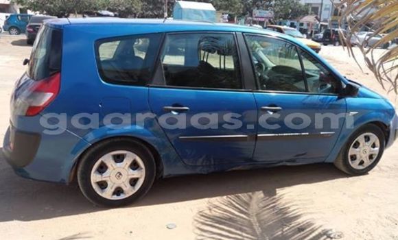 Buy Used Renault Scenic Blue Car in Dakar in Dakar Buy Used Renault Scenic Blue Car in Dakar in Dakar