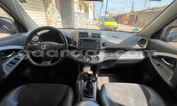 Acheter Occasion Voiture Toyota RAV4 Noir à Dakar, Dakar Acheter Occasion Voiture Toyota RAV4 Noir à Dakar, Dakar