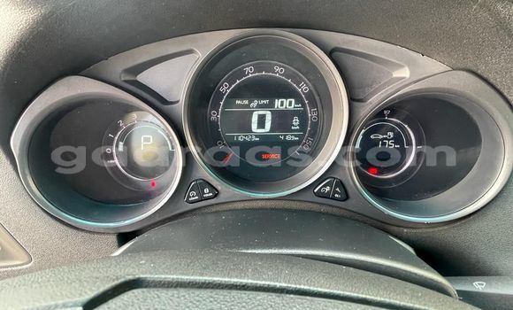 Dieundeu Occasion Citroen C4 White Auto in Dakar in Dakar Dieundeu Occasion Citroen C4 White Auto in Dakar in Dakar