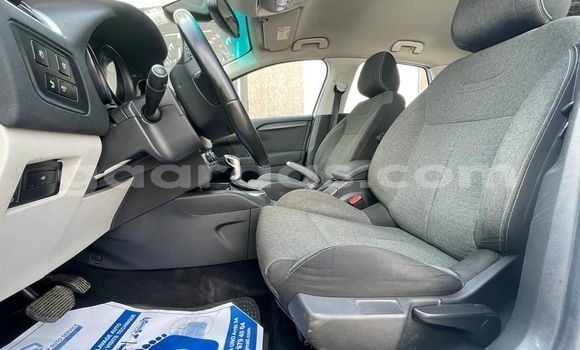 Dieundeu Occasion Citroen C4 White Auto in Dakar in Dakar Dieundeu Occasion Citroen C4 White Auto in Dakar in Dakar