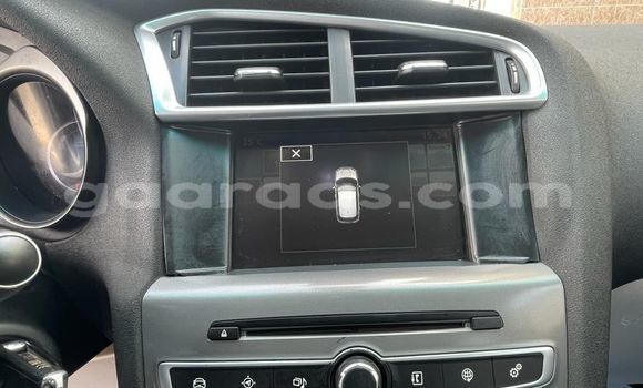 Dieundeu Occasion Citroen C4 White Auto in Dakar in Dakar Dieundeu Occasion Citroen C4 White Auto in Dakar in Dakar