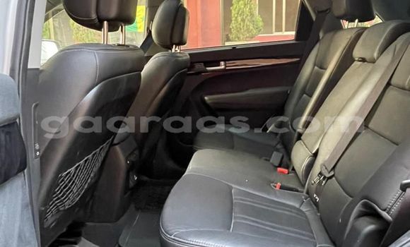 Dieundeu Occasion Kia Sorento Silver Auto in Dakar in Dakar Dieundeu Occasion Kia Sorento Silver Auto in Dakar in Dakar