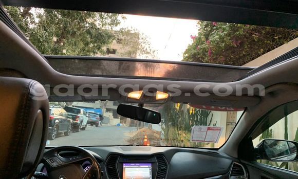 Dieundeu Imported Hyundai Santa Fe Silver Auto in Dakar in Dakar Dieundeu Imported Hyundai Santa Fe Silver Auto in Dakar in Dakar