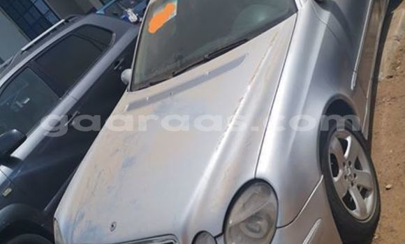 Buy Used Mercedes‒Benz E–Class Silver Car in Dakar in Dakar Buy Used Mercedes‒Benz E–Class Silver Car in Dakar in Dakar