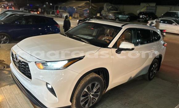 Acheter Occasion Voiture Toyota Highlander Blanc à Dakar, Dakar Acheter Occasion Voiture Toyota Highlander Blanc à Dakar, Dakar