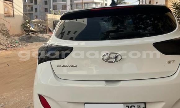Dieundeu Occasion Hyundai Elantra White Auto in Dakar in Dakar Dieundeu Occasion Hyundai Elantra White Auto in Dakar in Dakar
