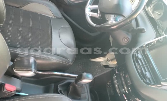 Dieundeu Occasion Peugeot 2008 Silver Auto in Dakar in Dakar Dieundeu Occasion Peugeot 2008 Silver Auto in Dakar in Dakar