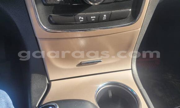 Dieundeu Occasion Jeep Grand Cherokee Silver Auto in Dakar in Dakar Dieundeu Occasion Jeep Grand Cherokee Silver Auto in Dakar in Dakar