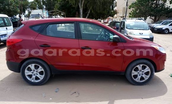 Buy Used Hyundai Tucson Red Car in Dakar in Dakar Buy Used Hyundai Tucson Red Car in Dakar in Dakar