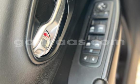 Acheter Import Voiture Jeep Cherokee Noir à Dakar, Dakar Acheter Import Voiture Jeep Cherokee Noir à Dakar, Dakar