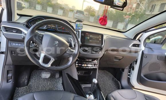 Dieundeu Occasion Peugeot 3008 White Auto in Dakar in Dakar Dieundeu Occasion Peugeot 3008 White Auto in Dakar in Dakar